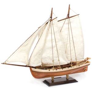 HMS Bounty Beiboot 1:24