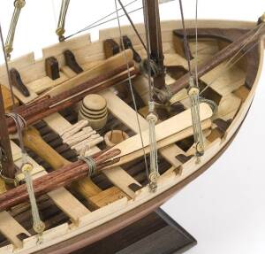 HMS Bounty Beiboot 1:24