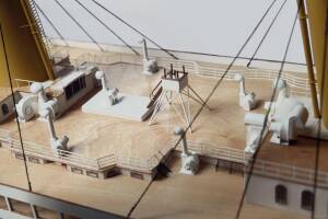 RMS Titanic RC Modell Bausatz 1:144