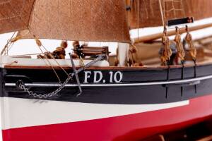 FD 10 Arnanes -YAWL  Ship Model Kit 1:50