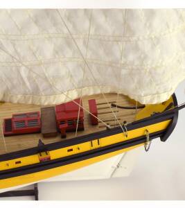 Corsair Cutter Le Renard 1:50 Model Ship Kit