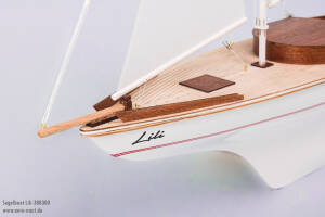Sailboat Lili