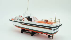 Motorboat Kadett RC model kit ABS 1:30