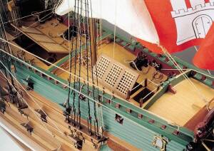 Frigate Wapen von Hamburg Ship Model Kit 1:50